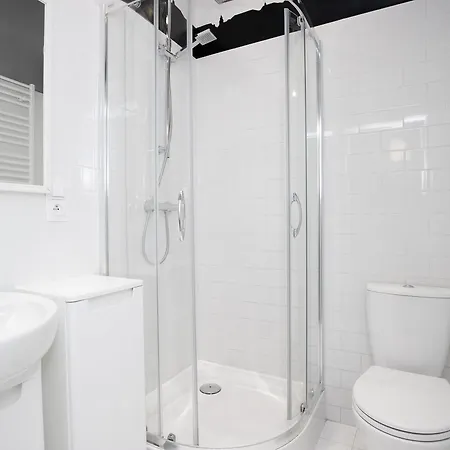 S.lem Boutique - Old Town Apartment