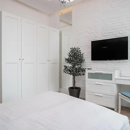 S.lem Boutique - Old Town Apartment